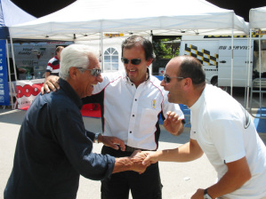 Mauro Nesti, in una foto del 2006 (© manfregola) in cui l'indimenticato campione toscano stringe la mano a Pasquale Irlando. Mauro Nesti ha vinto la Trento-Bondone per ben otto volte, a partire dal 1973